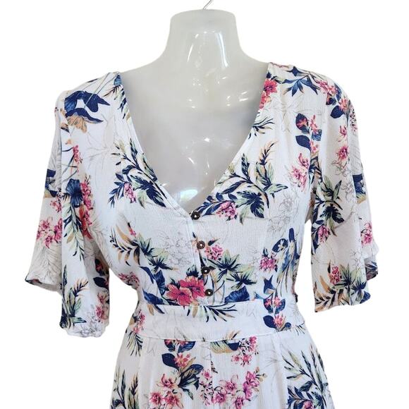 American Eagle Floral V-Neck Kimono Sleeves Tie Waist Open Back Romper Size 4 - Picture 4 of 10